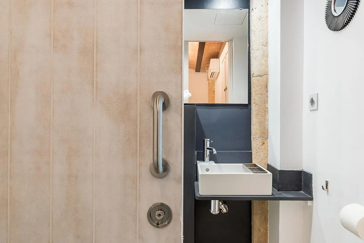 *** Отель Hostal 977 Таррагона Испания