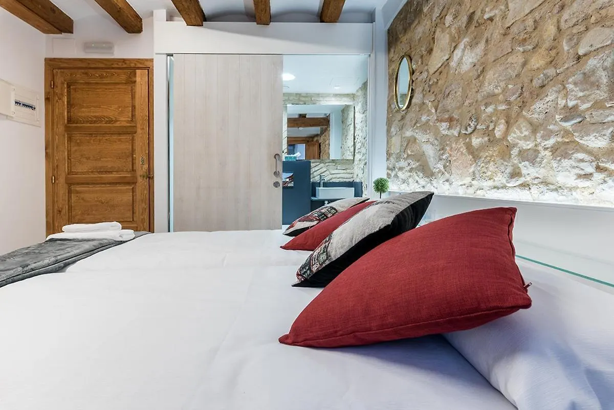 *** Отель Hostal 977 Таррагона Испания