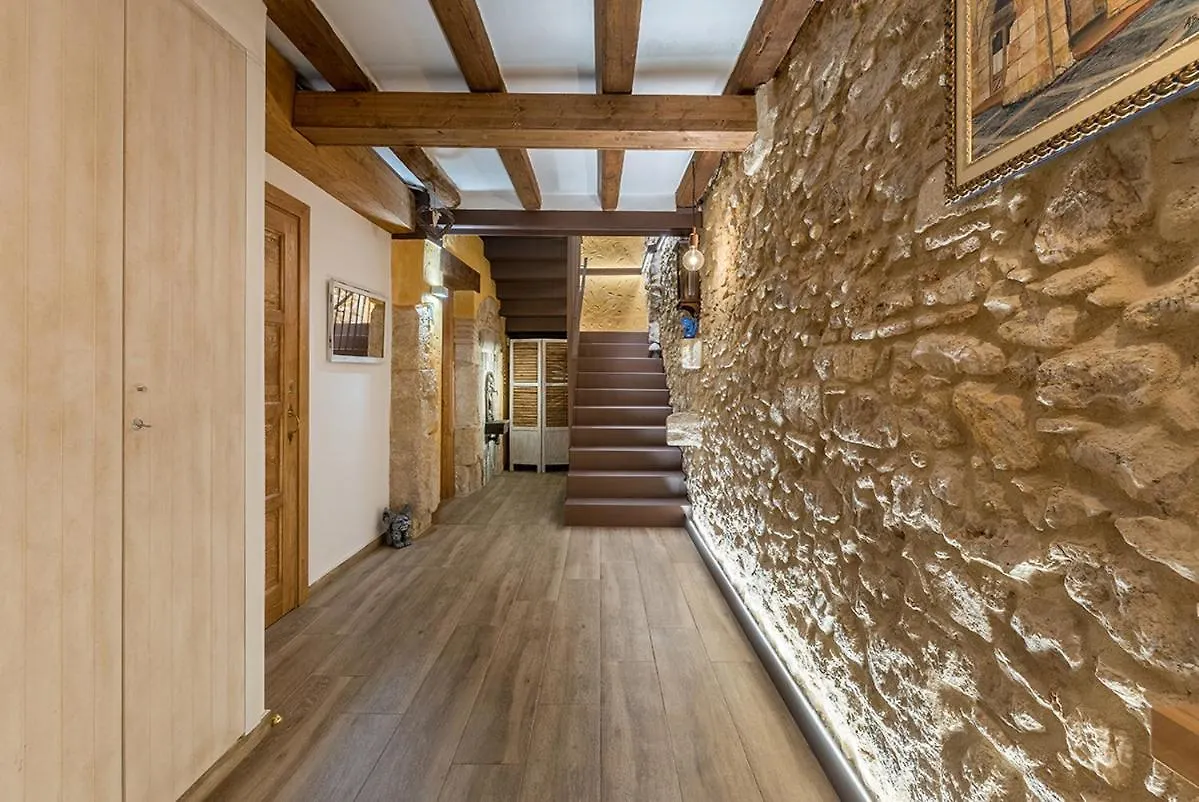 Hostal 977 Таррагона