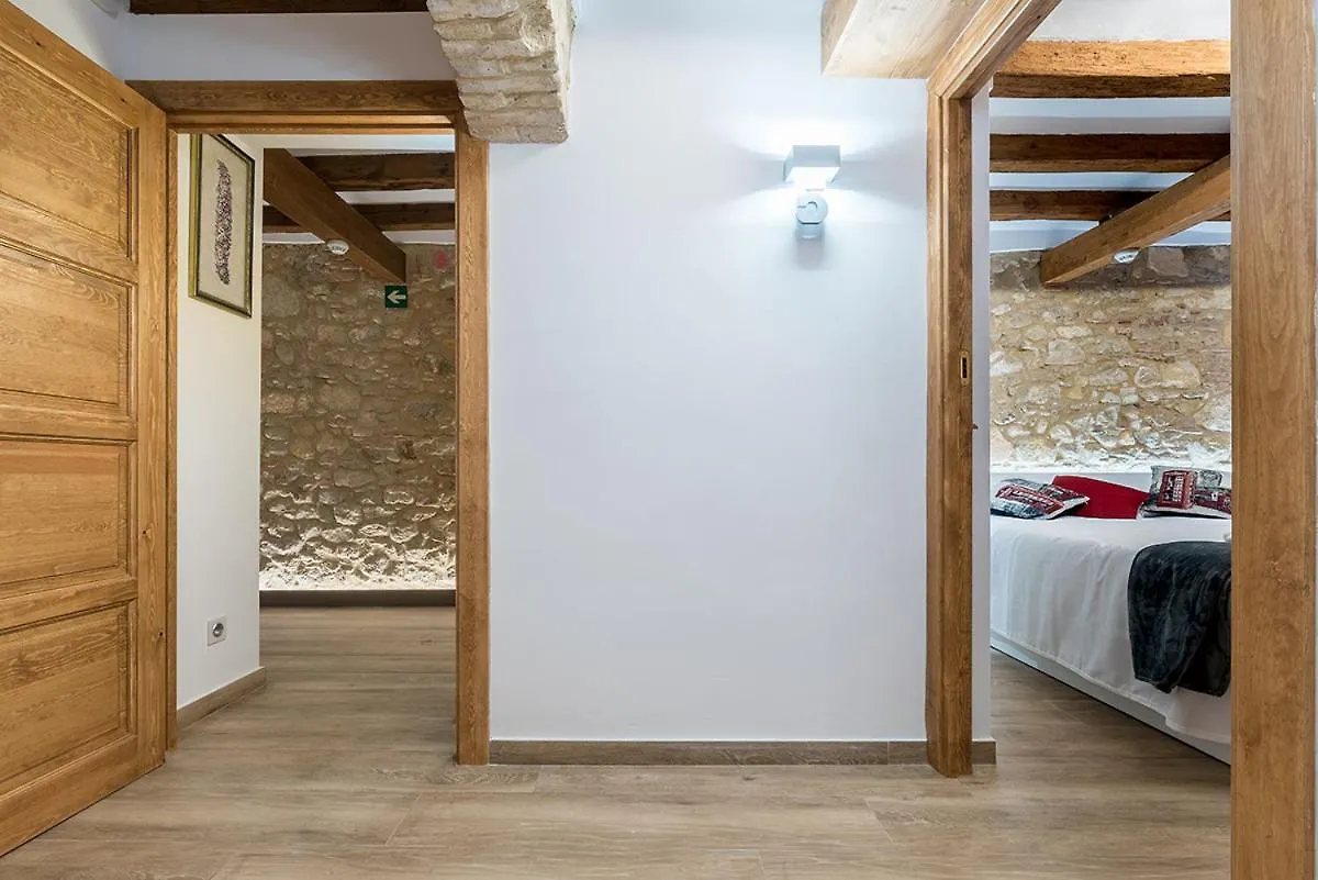 Hostal 977 Таррагона Отель