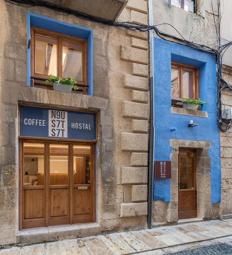 Hostal 977 Таррагона Отель