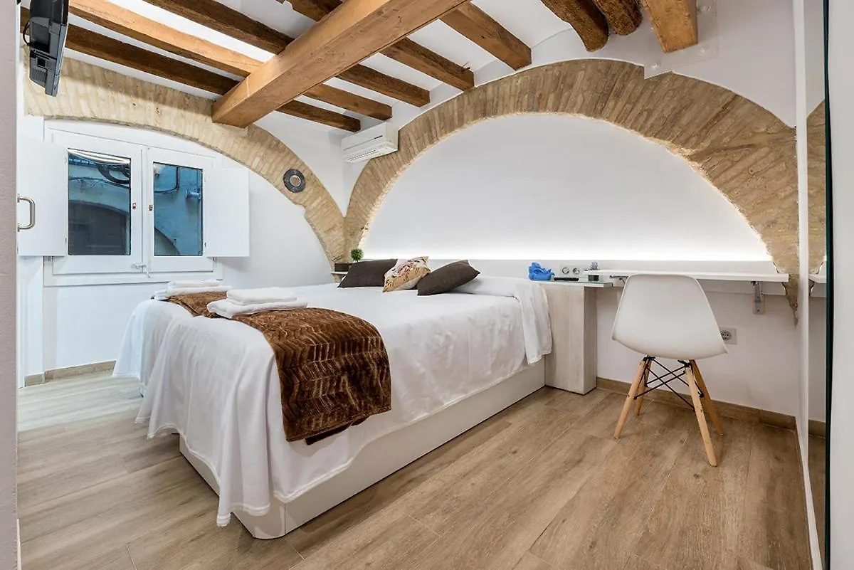 *** Отель Hostal 977 Таррагона Испания