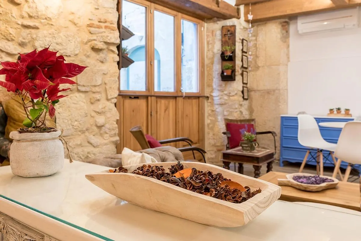 Отель Hostal 977 Таррагона